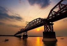 কালের সাক্ষী হার্ডিঞ্জ ব্রিজ